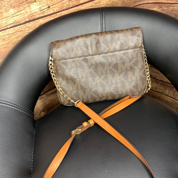 Mk crossbody - Picture 4 of 4